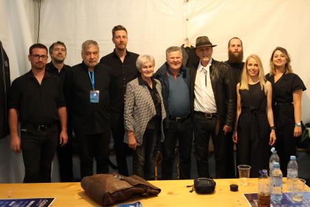 CERKNIŠKA NOČ KONCERT VLADO KRESLIN IN MALI BOGOVI 06 FOTO LJUBO VUKELIČ